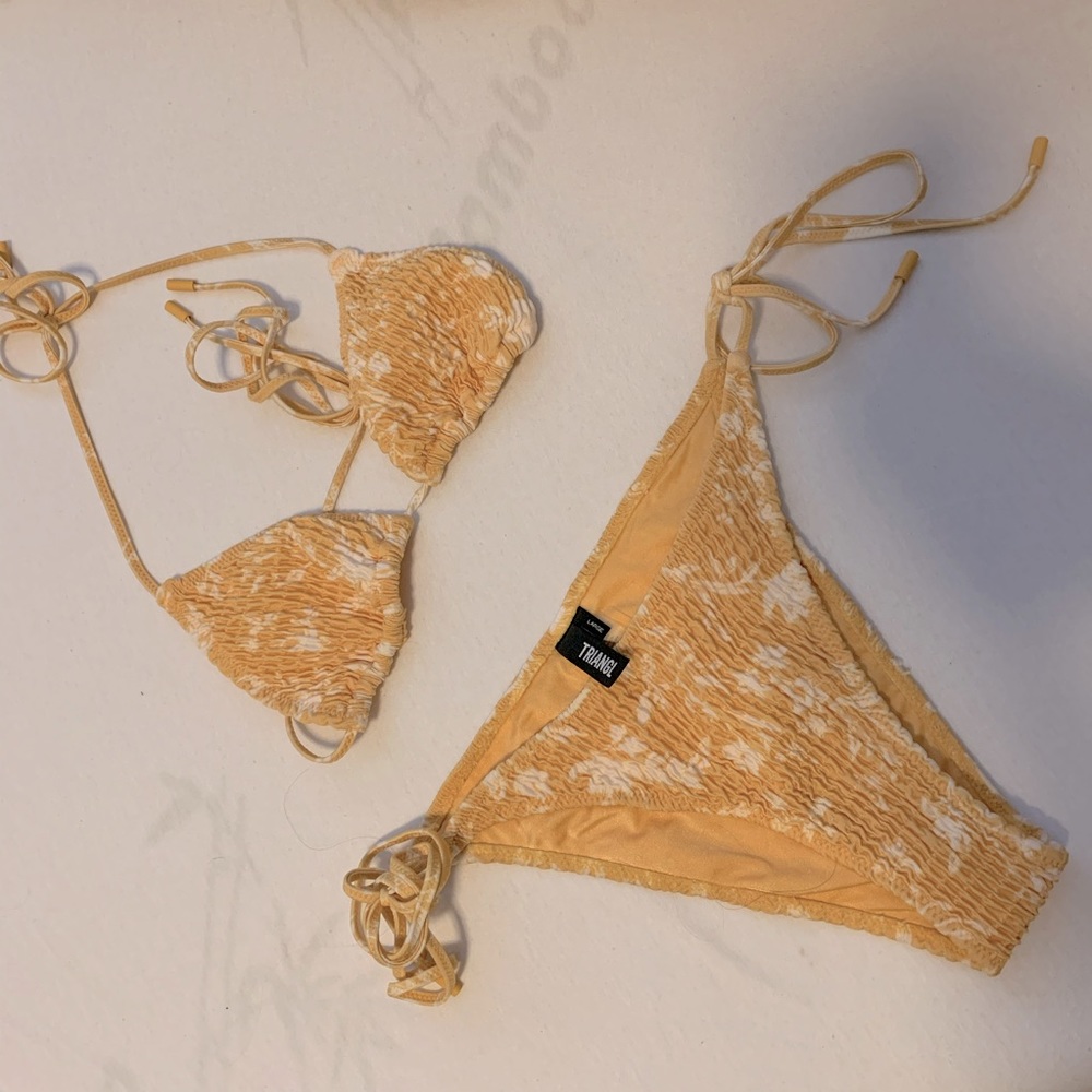 Yellow Triangl bikini